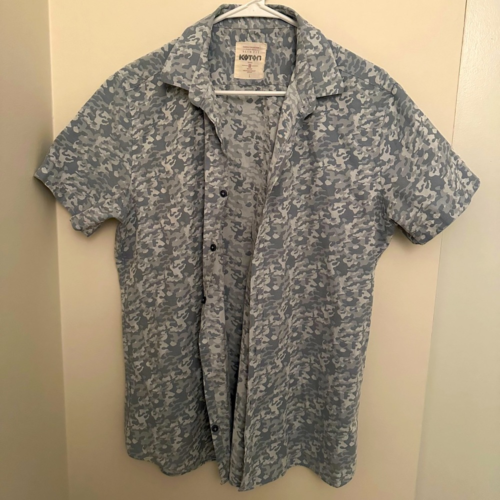 Casual blue camo print shirt